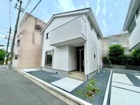 その他現地写真:周辺に高い建物は無く、開放的です。