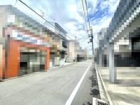 その他:前面道路は5.7ｍの公道になります。